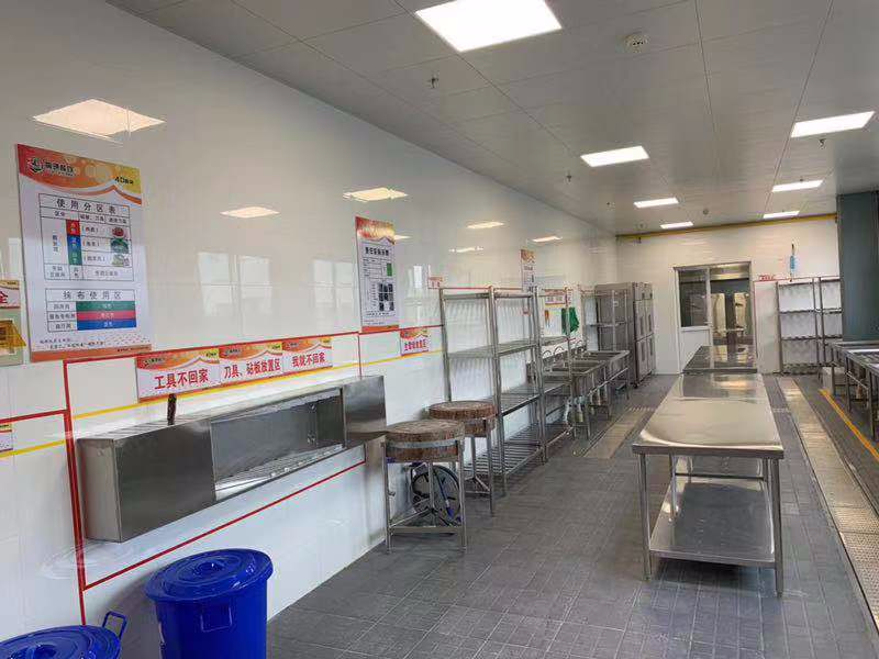 餐飲公司之衛(wèi)生管理需要注意的四個(gè)方面之廚房與餐具衛(wèi)生安全